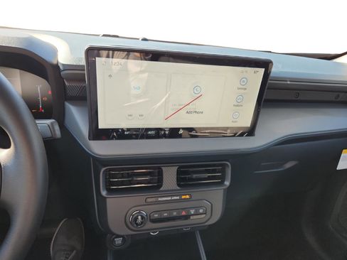 New 2025 Ford Maverick XLT w/ Black Appearance Package image 15