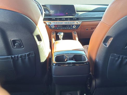 Used 2024 Kia Telluride EX X-Line image 18