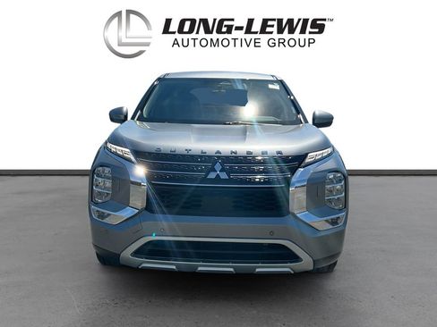 Used 2022 Mitsubishi Outlander SE AWD/4WD image 11