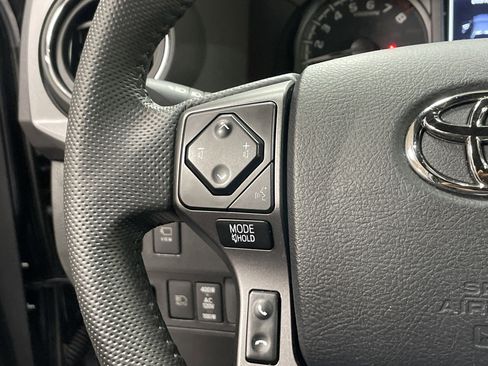 Used 2023 Toyota Tacoma TRD Sport image 19