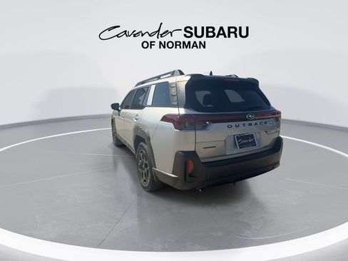 Used 2026 Subaru Outback Limited AWD/4WD image 7