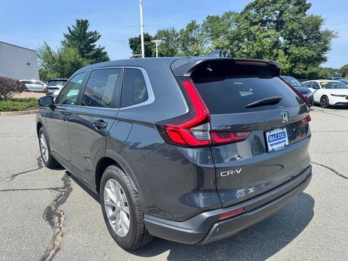 Used 2024 Honda CR-V EX image 3