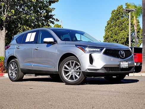 Used 2023 Acura RDX w/ Technology Package image 2