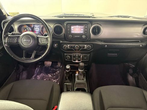 Used 2021 Jeep Wrangler Unlimited Sport AWD/4WD image 36