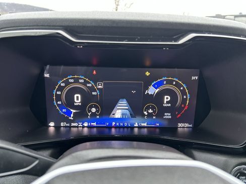 Used 2024 Chevrolet Colorado LT w/ LT Convenience Package image 27