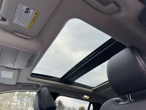 Used 2025 MAZDA CX-50 AWD 2.5 S w/ Premium Plus Pkg image 21