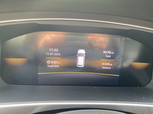 Used 2024 Volkswagen Tiguan SE R-Line image 17