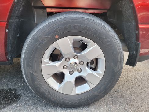 Used 2021 RAM 1500 Big Horn RWD image 7