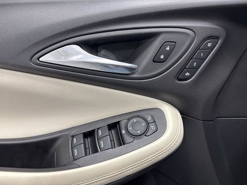 Used 2024 Buick Encore GX Avenir w/ Avenir Convenience Package image 26