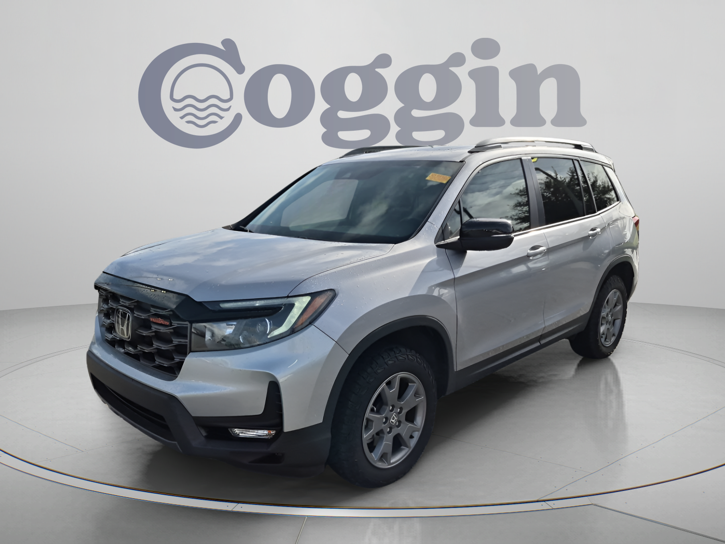 Certified 2025 Honda Passport TrailSport image 1