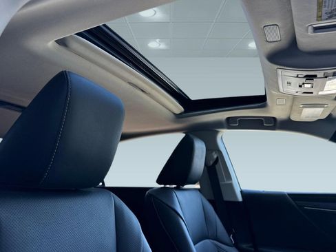 Certified 2025 Lexus ES 300h ES 300h w/ Premium Package image 16