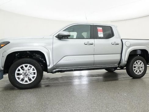 New 2026 Toyota Tacoma SR5 image 18