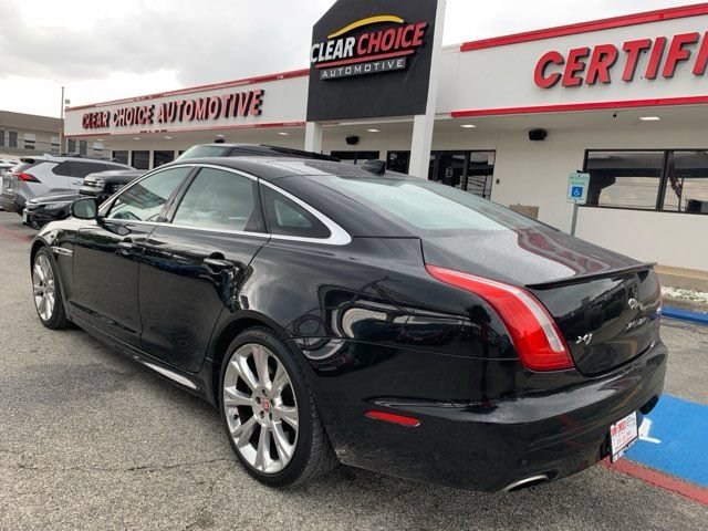 Used 2019 Jaguar XJ Supercharged RWD image 2