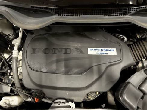 Used 2018 Honda Odyssey EX-L image 12