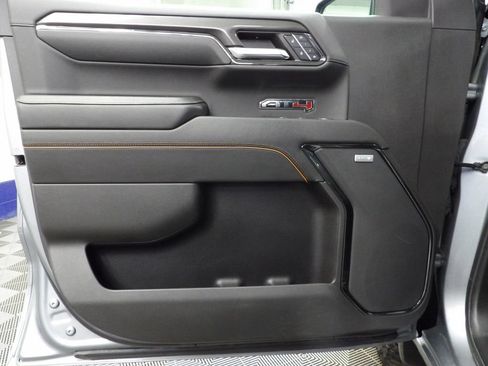 Used 2024 GMC Sierra 1500 AT4 w/ Technology Package AWD/4WD image 59