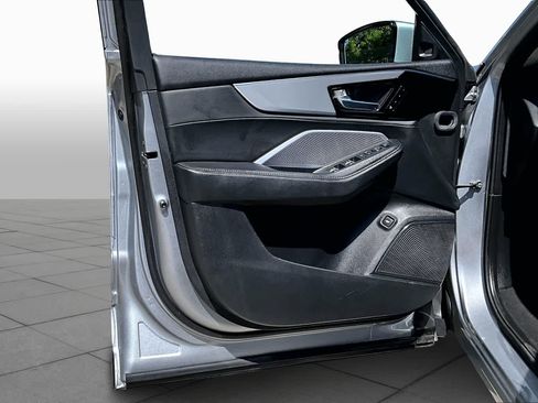 Certified 2025 Acura MDX SH-AWD image 26
