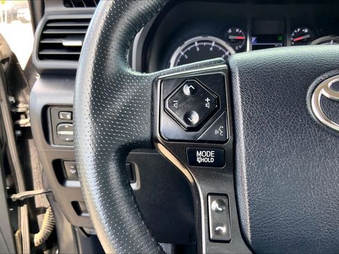 Used 2020 Toyota 4Runner TRD Off-Road Premium w/ Moonroof Package image 23