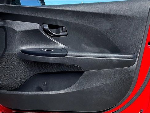 Used 2021 Hyundai Veloster N image 26