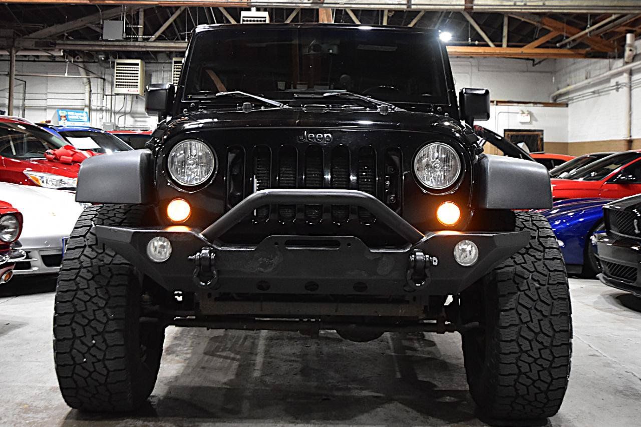 Used 2015 Jeep Wrangler Unlimited Sport AWD/4WD image 2