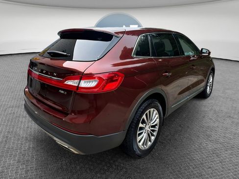 Used 2016 Lincoln MKX Select w/ Climate Package AWD/4WD image 4