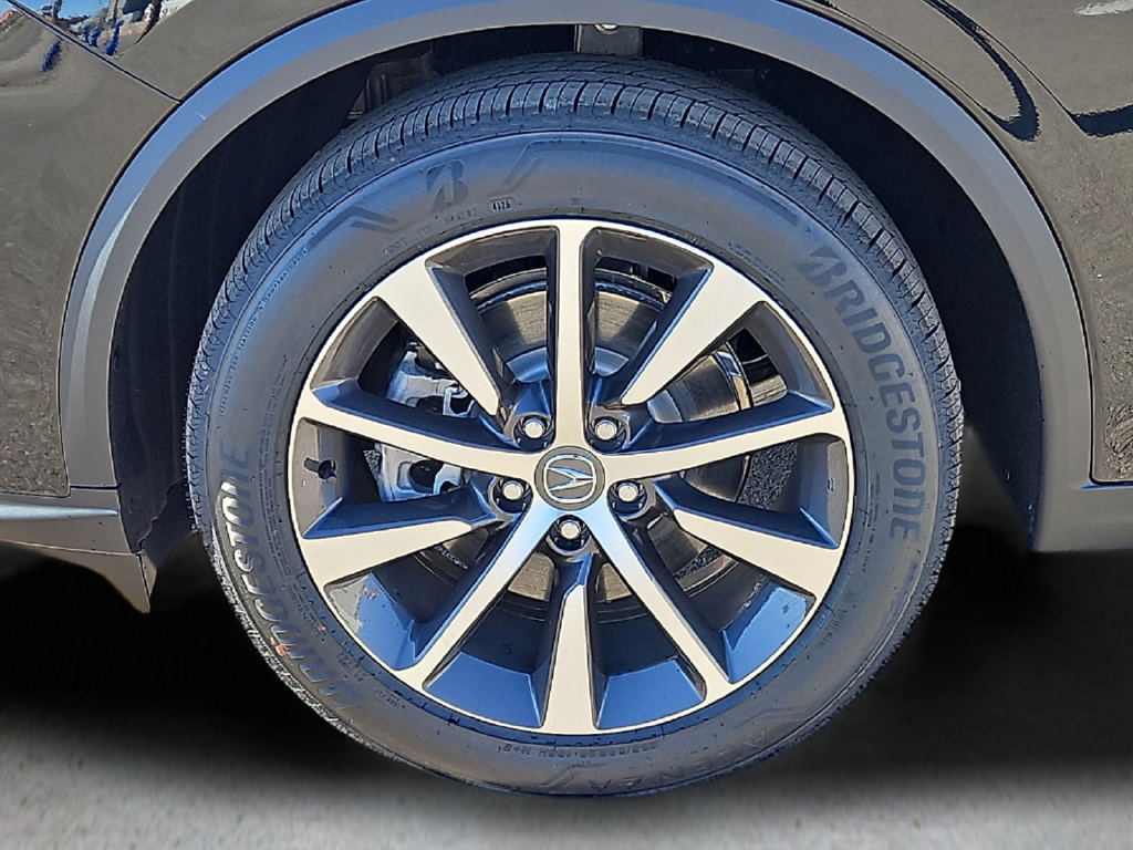 Certified 2026 Acura MDX w/ Technology Package FWD image 25