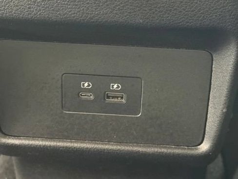 Certified 2023 Nissan Rogue SV FWD image 20