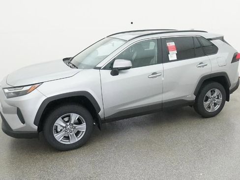 New 2025 Toyota RAV4 XLE image 35