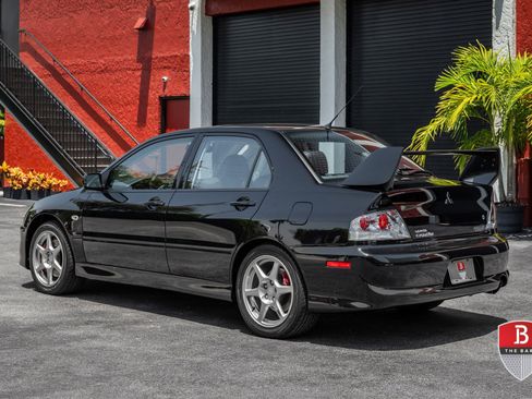 Used 2004 Mitsubishi Lancer Evolution AWD/4WD image 6