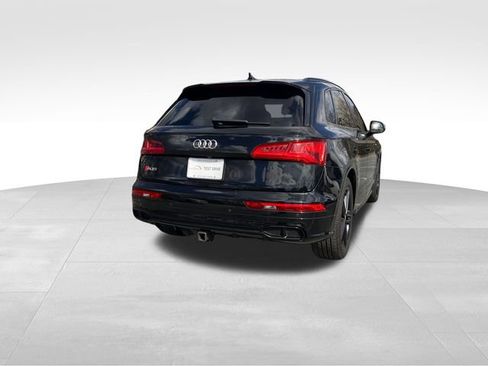 Used 2018 Audi SQ5 Prestige w/ Prestige Package image 5