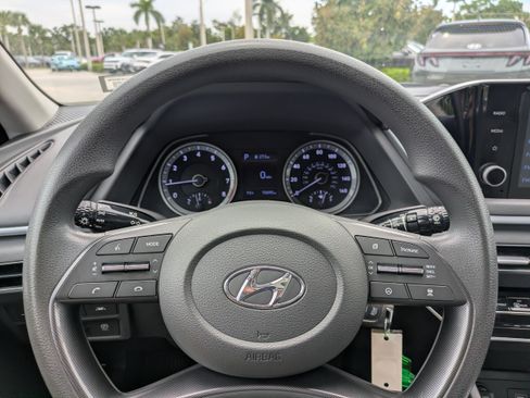 Used 2020 Hyundai Sonata SE FWD image 23