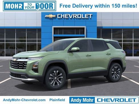 New 2026 Chevrolet Equinox LT image 2