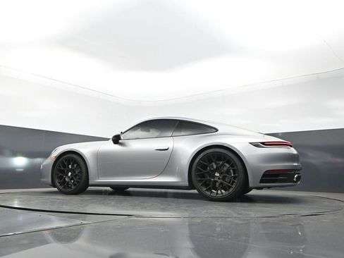 Used 2021 Porsche 911 Carrera 4 AWD/4WD image 24