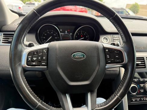 Used 2018 Land Rover Discovery Sport HSE AWD/4WD image 12
