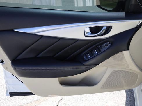 Used 2020 INFINITI Q50 Luxe AWD/4WD image 12