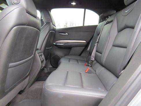 Used 2024 Cadillac XT4 Premium Luxury image 16