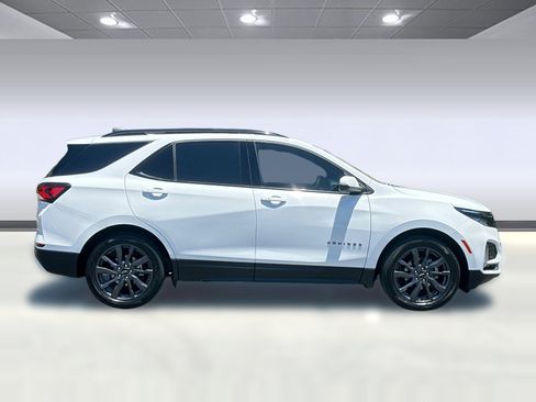Used 2024 Chevrolet Equinox RS FWD image 7