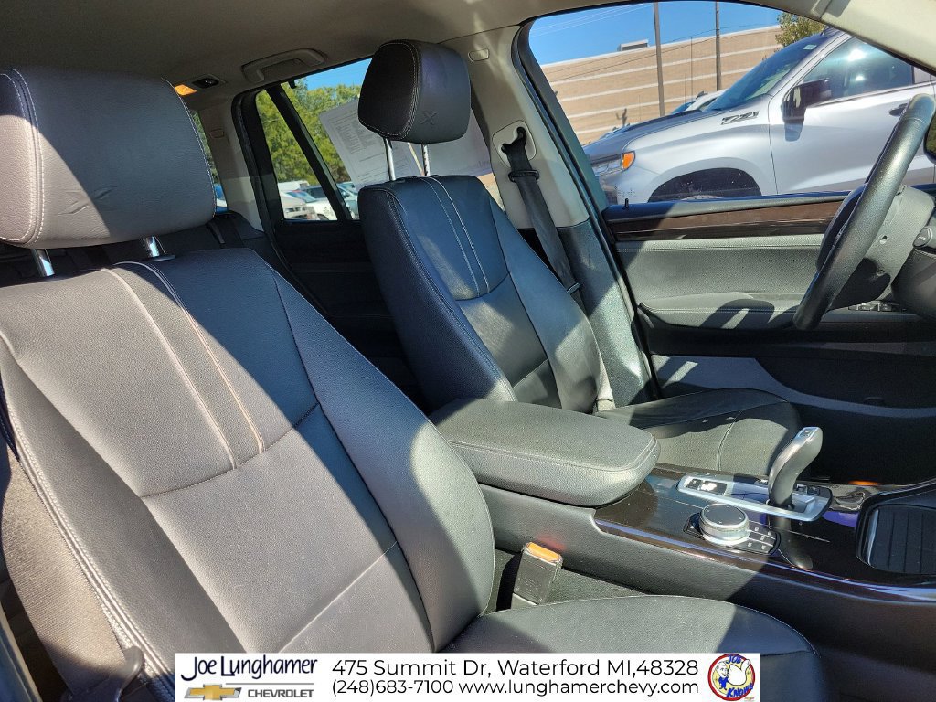 Used 2017 BMW X3 sDrive28i w/ Technology Package RWD image 29