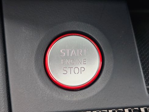 Certified 2025 Audi SQ5 Premium Plus w/ Premium Plus Package image 22