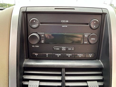 Used 2007 Mercury Mountaineer AWD image 23