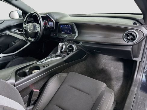 Used 2020 Chevrolet Camaro LT RWD image 28