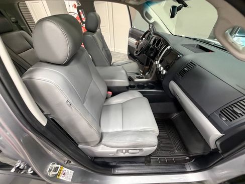 Used 2012 Toyota Tundra Limited w/ Memory Pkg AWD/4WD image 47