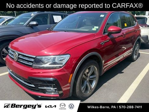Used 2019 Volkswagen Tiguan SEL R-Line AWD/4WD image 2