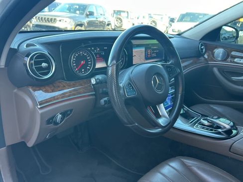 Used 2018 Mercedes-Benz E 300 image 22