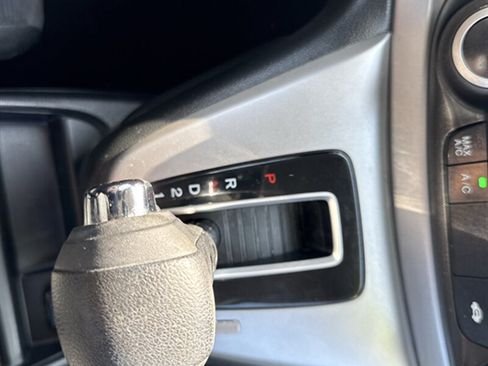 Used 2012 Honda CR-V LX image 18