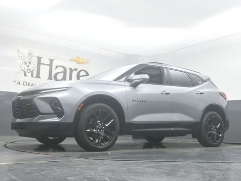 Used 2023 Chevrolet Blazer RS w/ Driver Confidence II Package AWD/4WD image 3