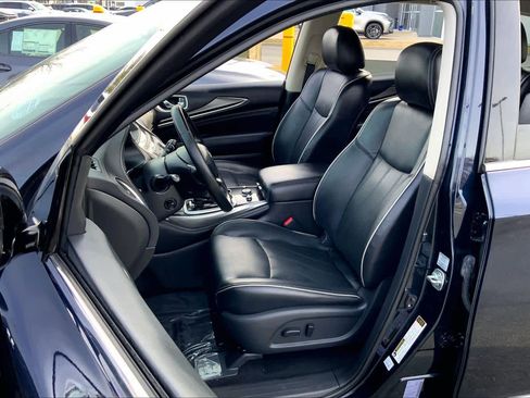 Used 2018 INFINITI QX60 Luxe image 7
