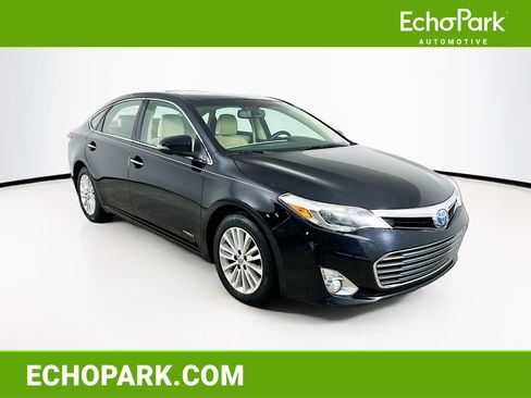 Used 2015 Toyota Avalon Limited image 1