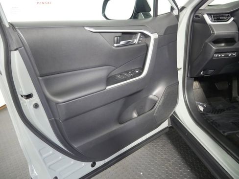 Used 2021 Toyota RAV4 XLE Premium AWD/4WD image 14