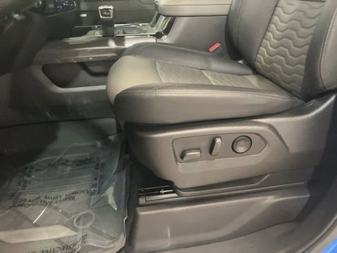 Used 2025 Chevrolet Silverado 1500 ZR2 image 10