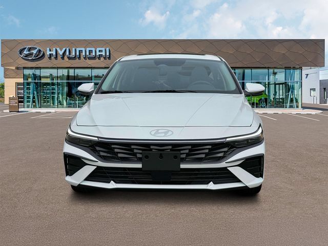 New 2025 Hyundai Elantra SEL FWD image 12